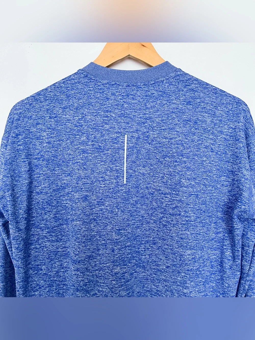 Nike Dri-Fit Running Long Sleeve Shirt Crewneck Thumbholes Size Medium Blue